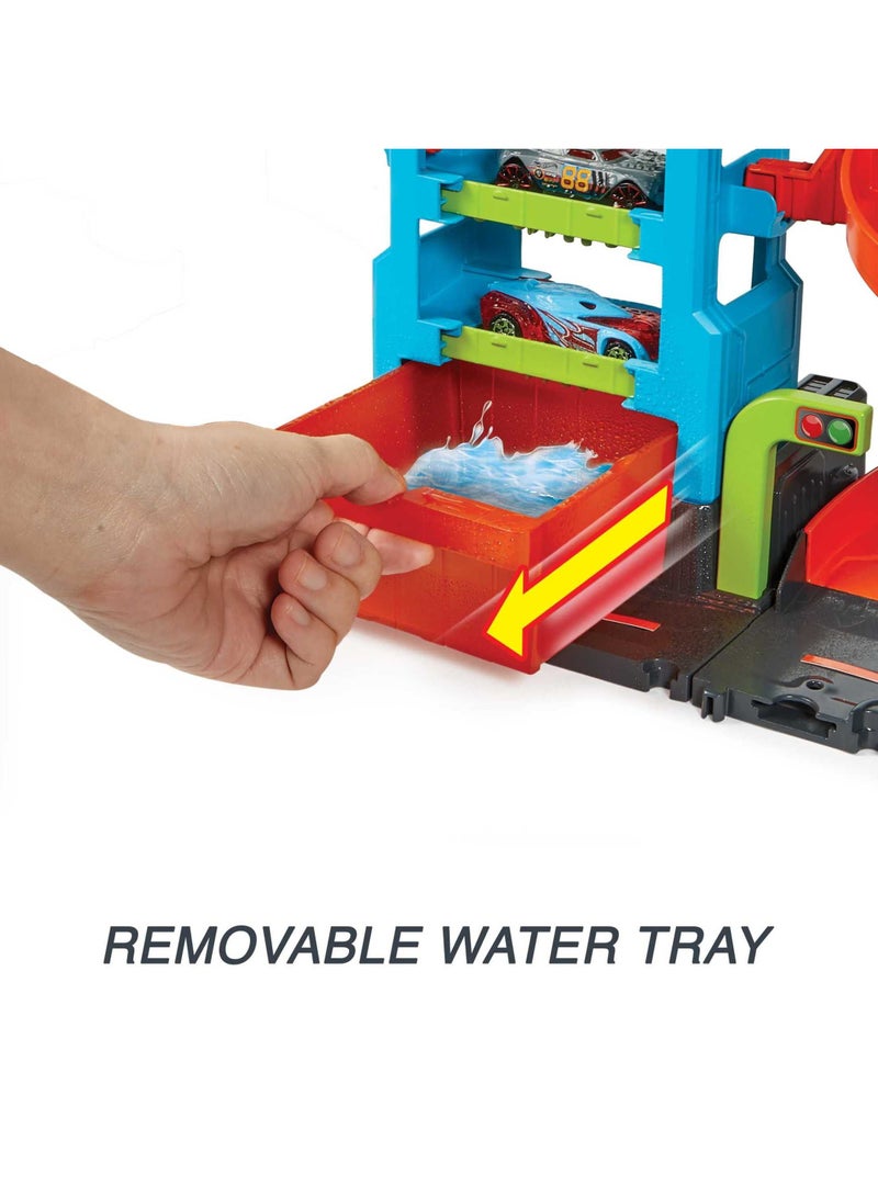 City Mega Car Wash Playset with 1 Toy Color Shifters Car in 1:64 Scale