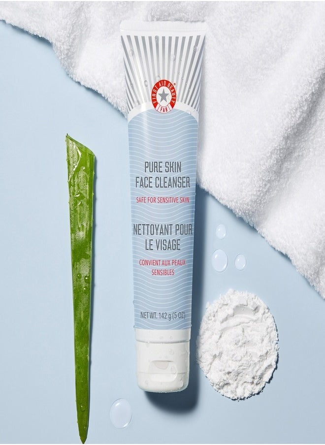 First Aid Beauty Pure Skin Face Cleanser 56.7g /2 FL oz