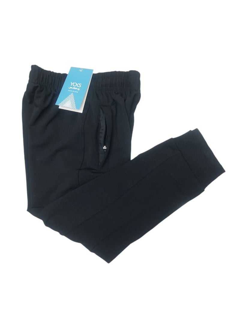 Black track pant for boys