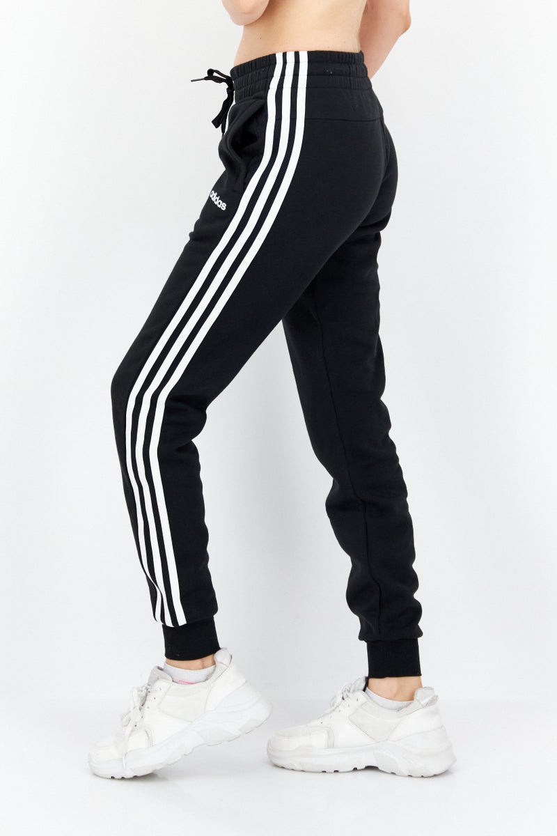 Women Sportswear Fit Training Sweatpant, Black/White