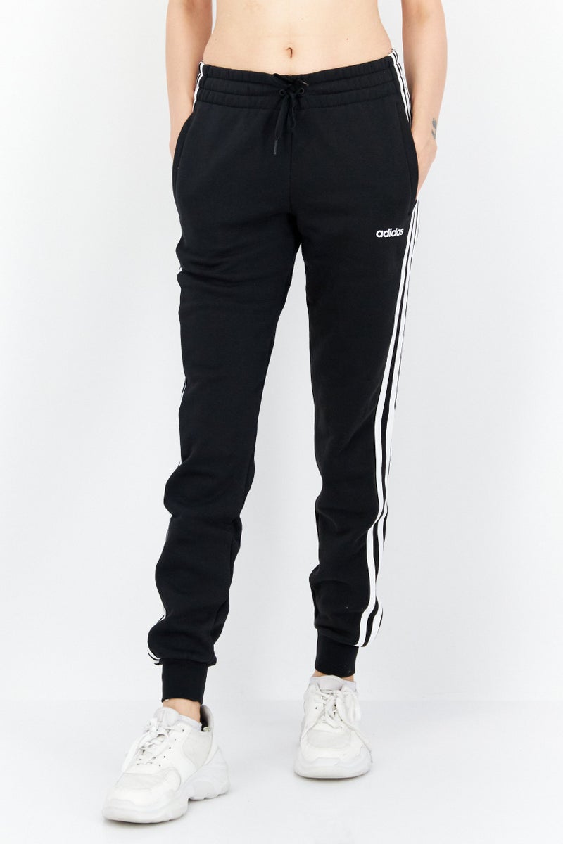 Women Sportswear Fit Training Sweatpant, Black/White