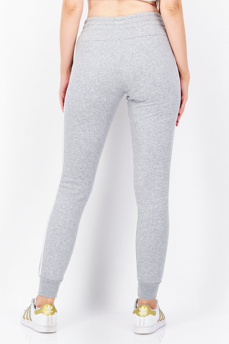 Women Sportswear Fit Training Sweatpants, Light Grey