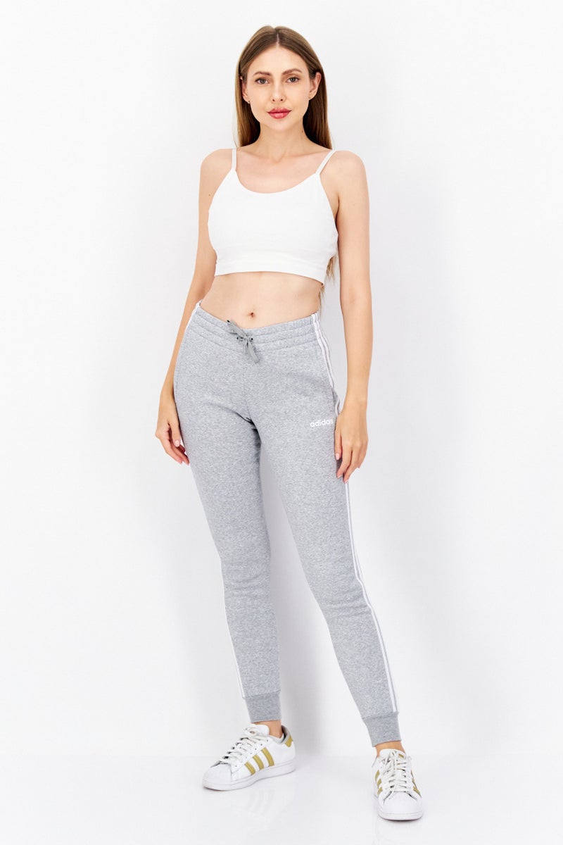 Women Sportswear Fit Training Sweatpants, Light Grey