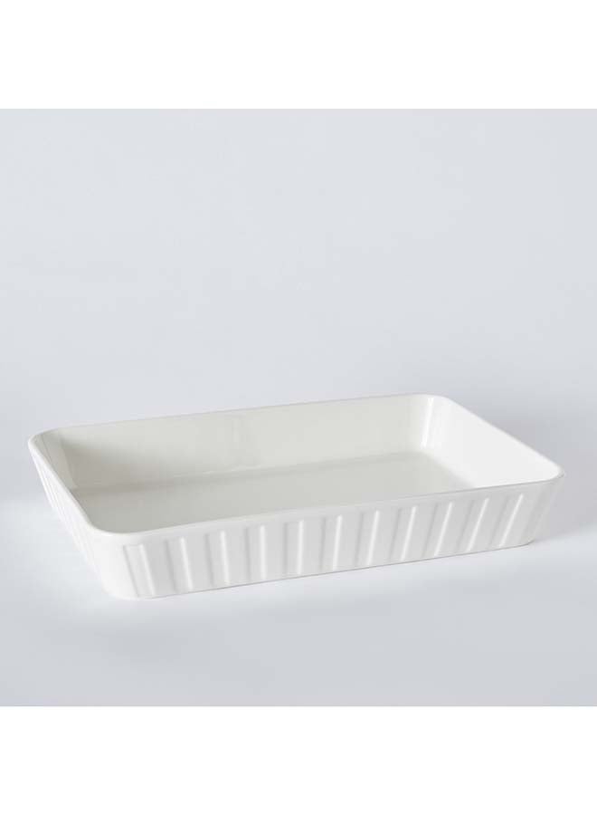 Supreme Rectangular Dish 35.5 x 5.5 x 23 cm