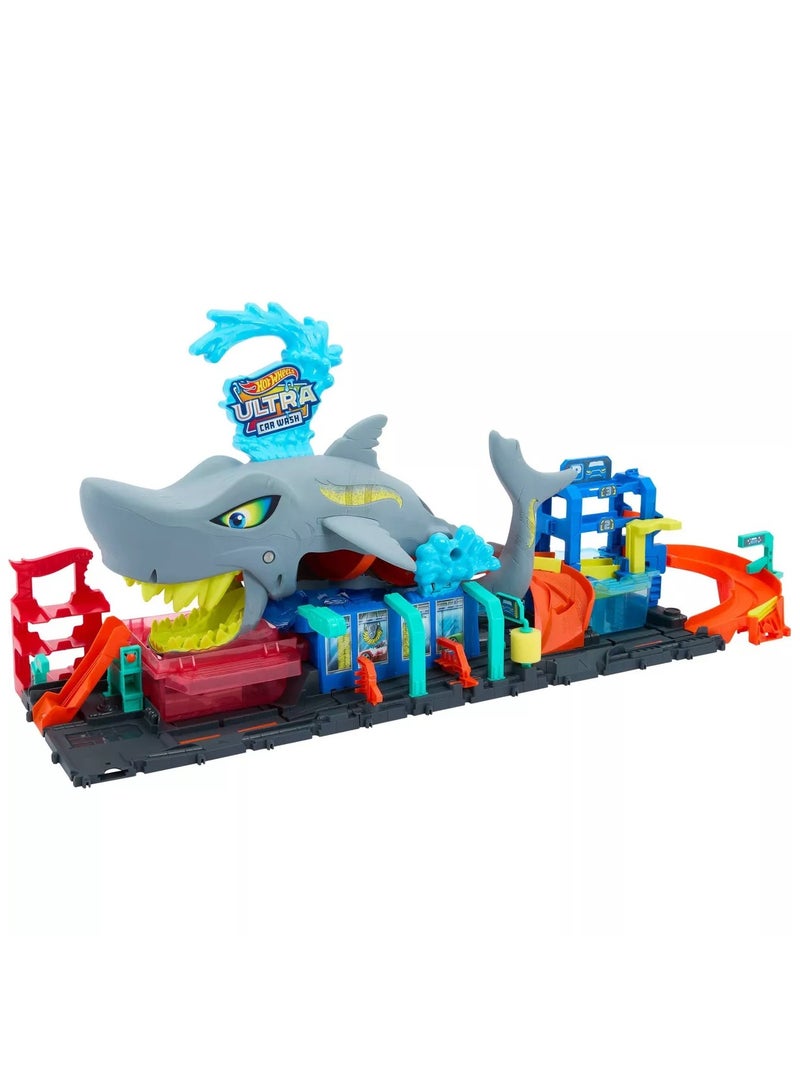 Ultra Shark Car Wash Playset: Plastic Toy Vehicle Set, 1:64 Scale