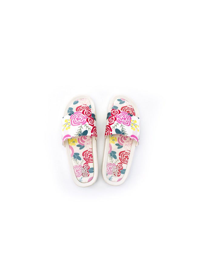 Roses Print Everyday Wear Eco-Friendly Pvc Slides For Girls Lightweight Easy To Wash And Anti-Slip Soles