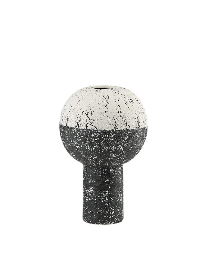 Black And White Ceramic Vase A