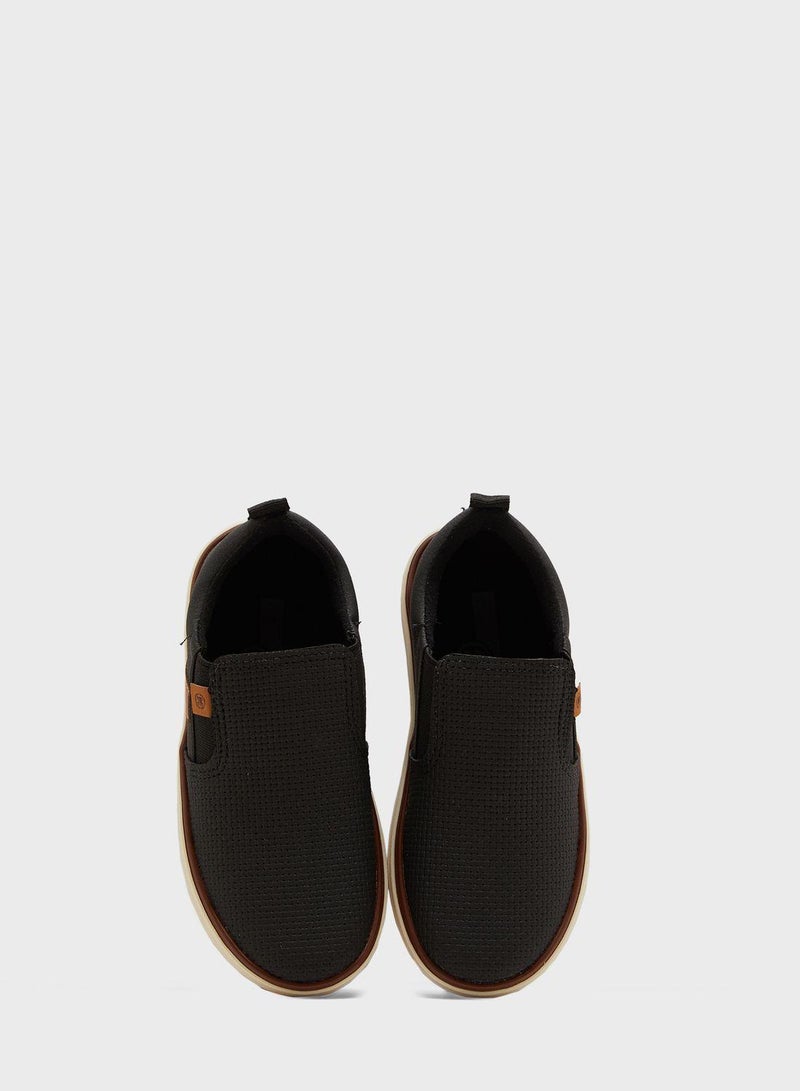 Kids Addax Slip Ons