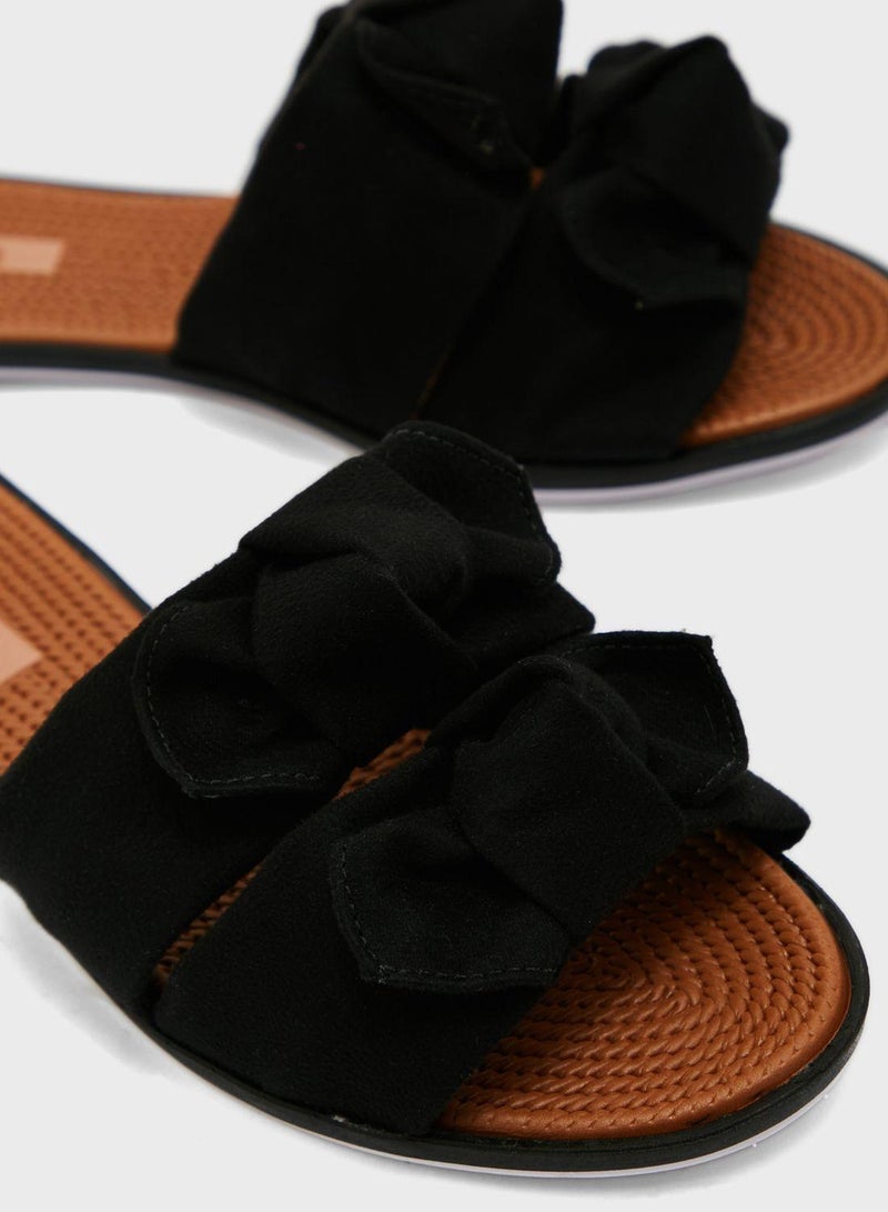 Jadey Flat Sandals