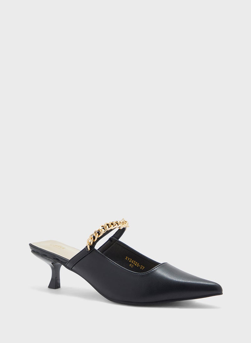 Chain Detail Pointy Toe Pump