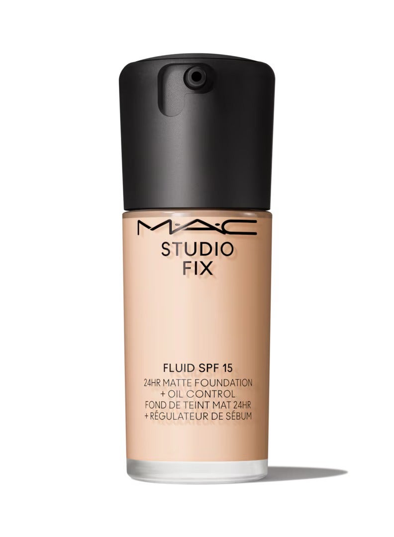 MAC Cosmetics Studio Fix Fluid SPF 15 24HR Matte Foundation + Oil Control - NC10, 30ml