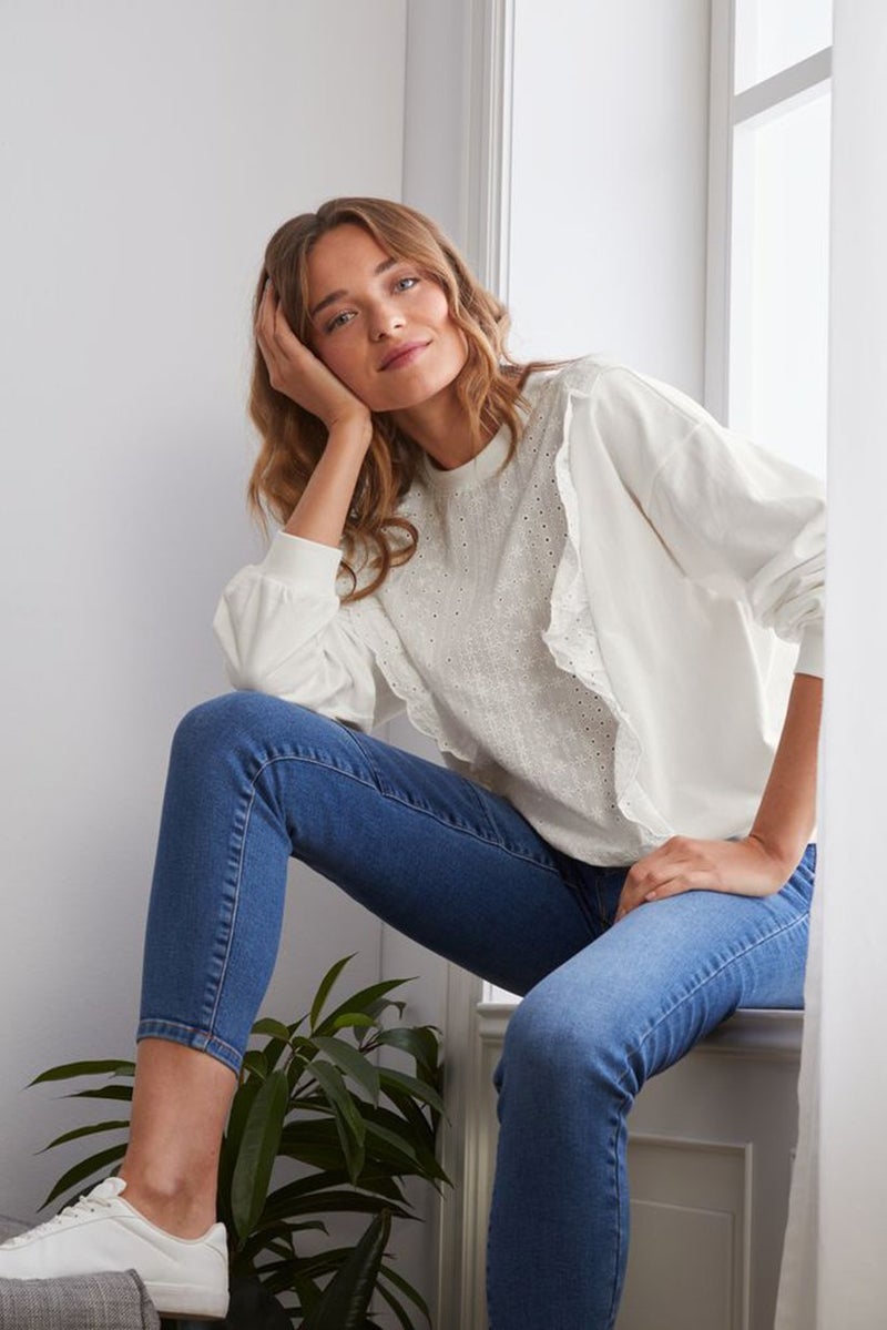 Women Crew Neck Embroidered Sweatshirt, White