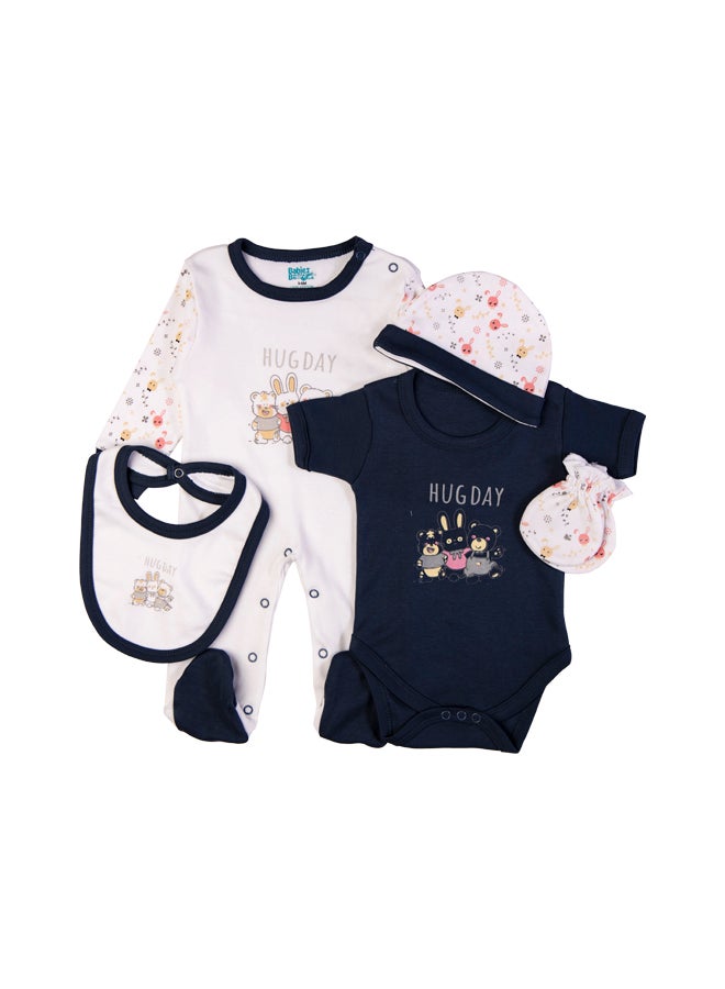 5 Piece Unisex 100% Cotton Gift Set Include Bib, Romper, Mittens, Cap And Sleepsuit/Jumpsuit- Hug Day