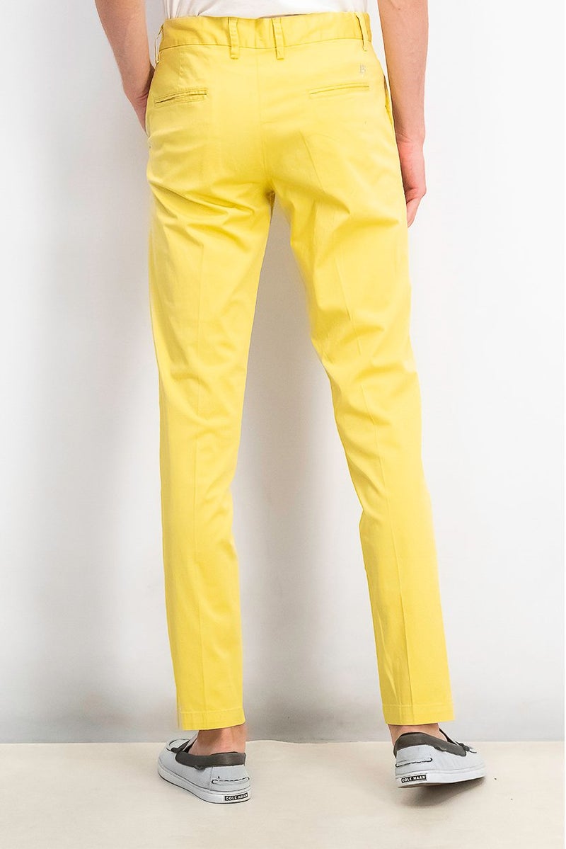 Men Regular Fit Stretchable Plain Chino Pants, Yellow