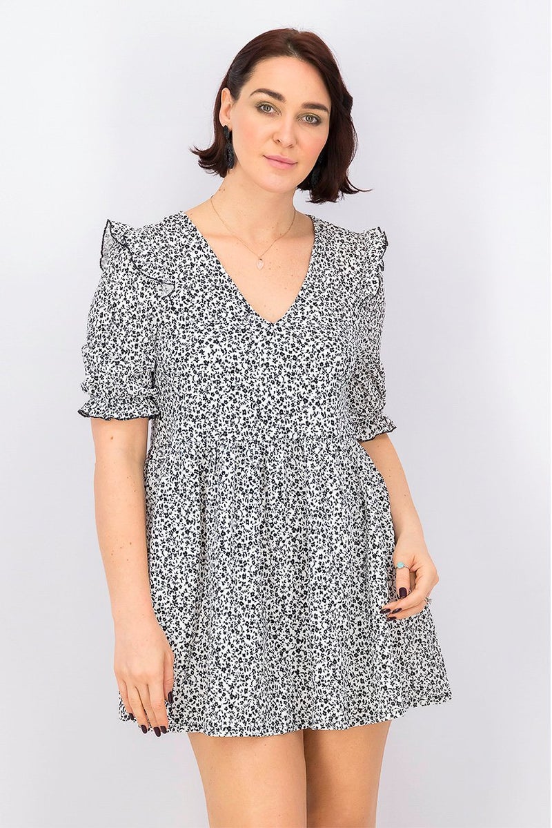 Women Petite Printed Ruffle Sleeve Mini Dress, Black and White