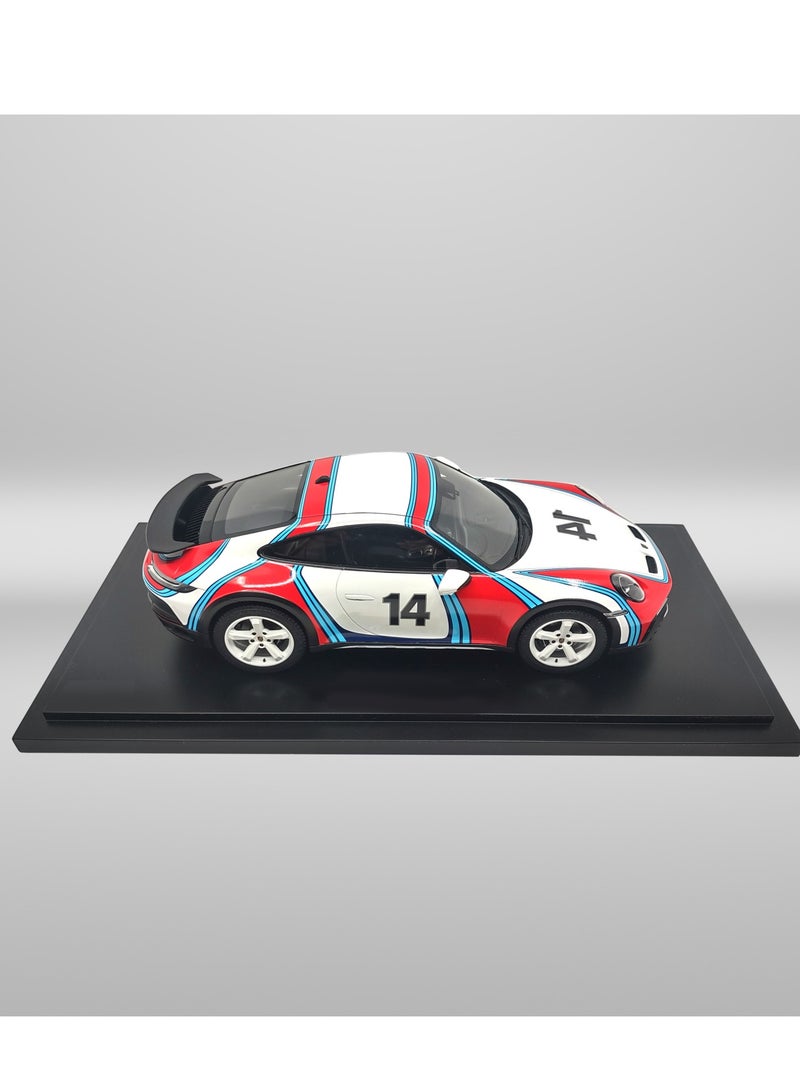 Porsche 911 Dakar Martini