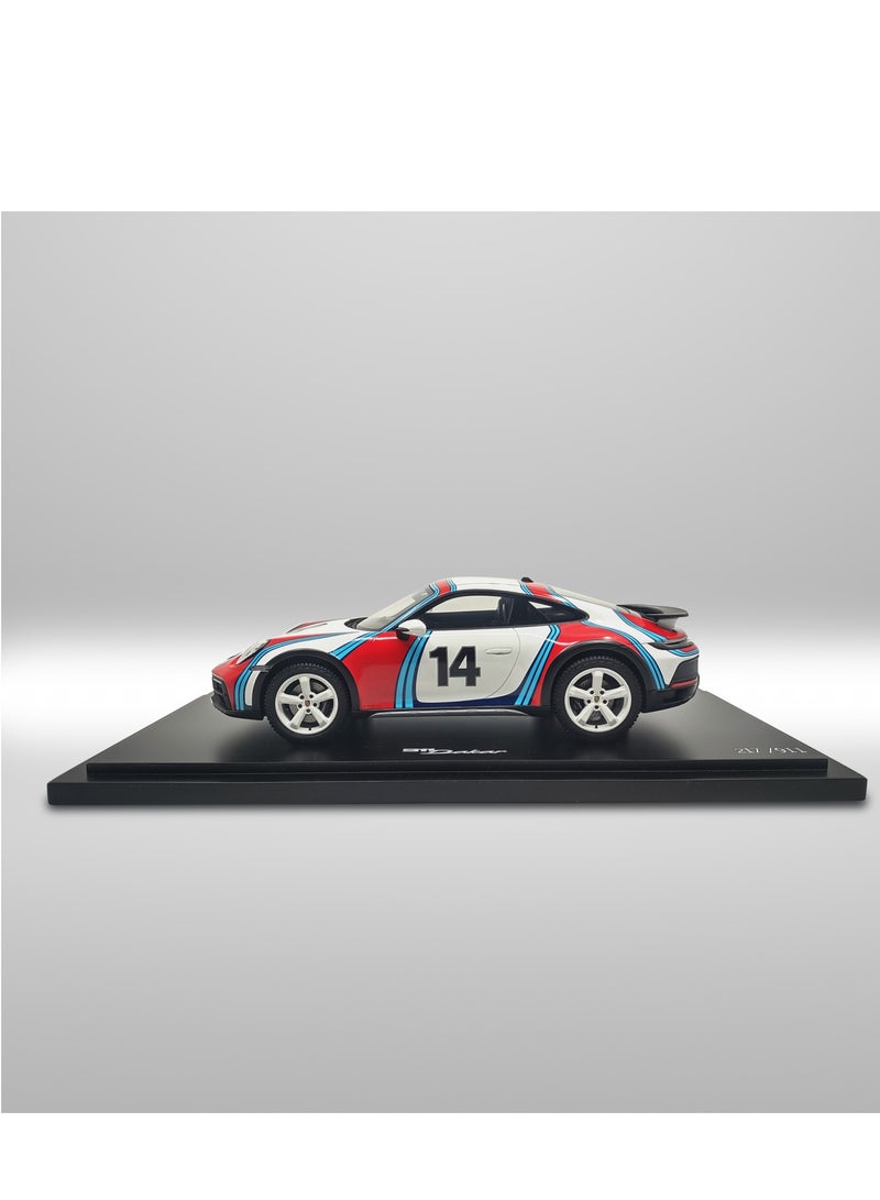 Porsche 911 Dakar Martini