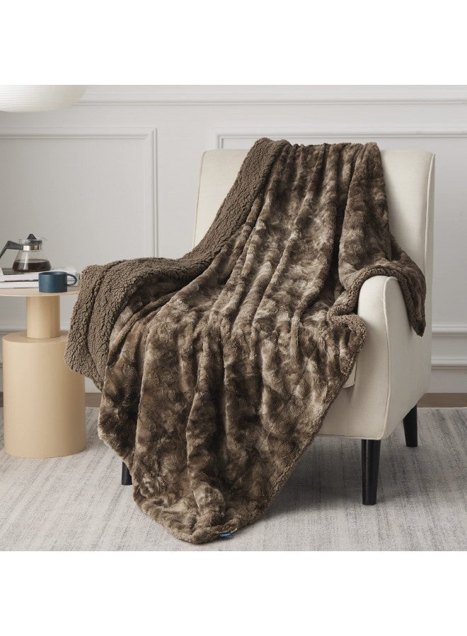 Bedsure Fuzzy Blanket for Couch - Brown, Soft and Comfy Sherpa, Plush and Furry Faux Fur, Reversible Throw Blankets for Sofa and Bed, 50x60 Inches
