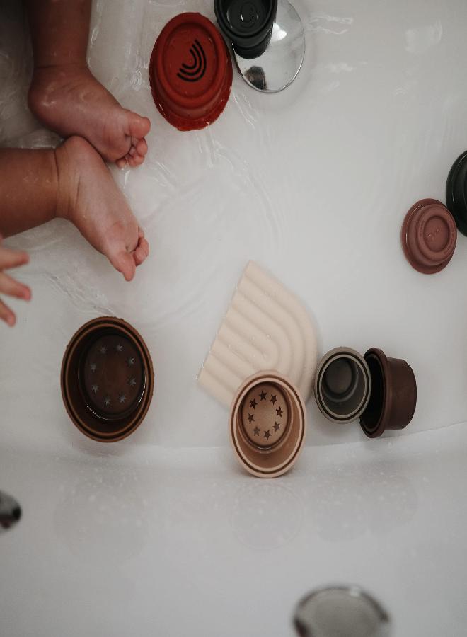 mushie Silicone Baby Teether Toy | Rainbow (Shifting Sand)
