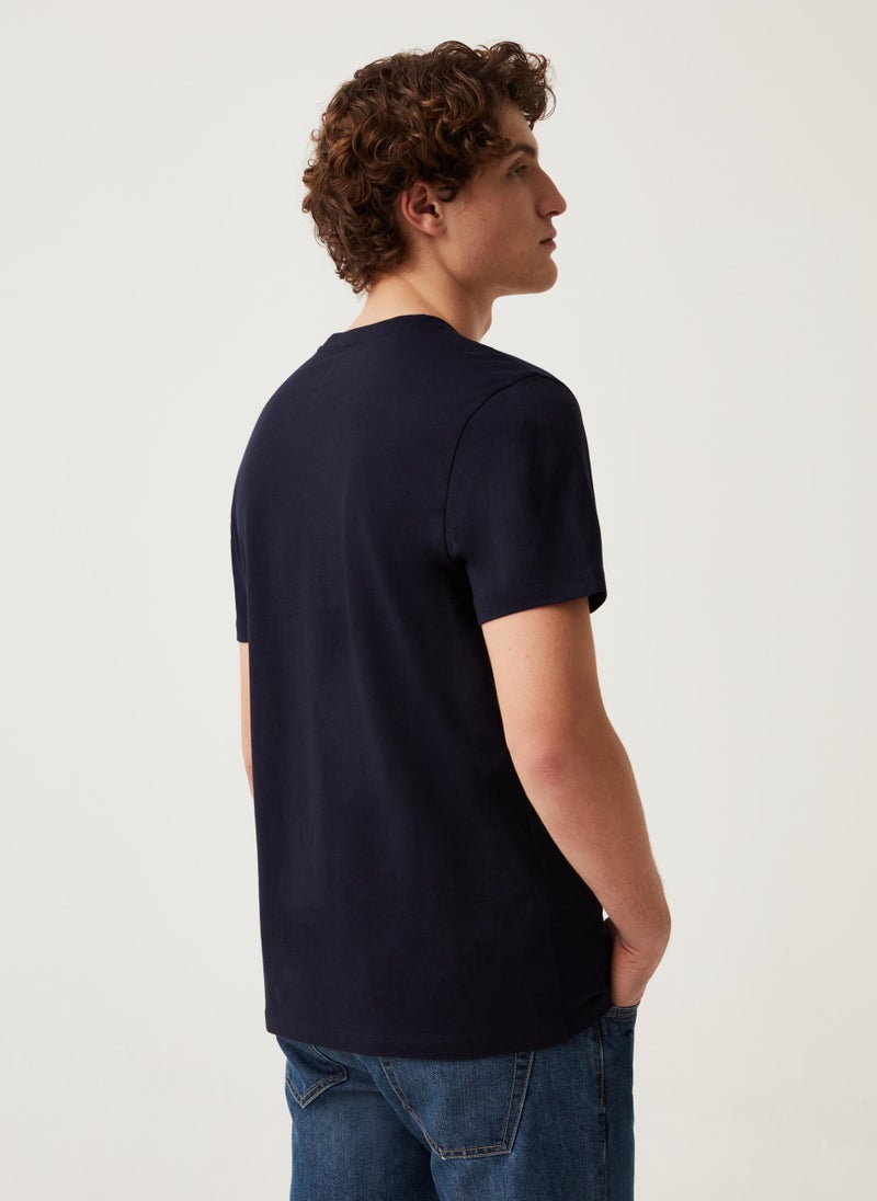 Organic cotton T-shirt with V neck