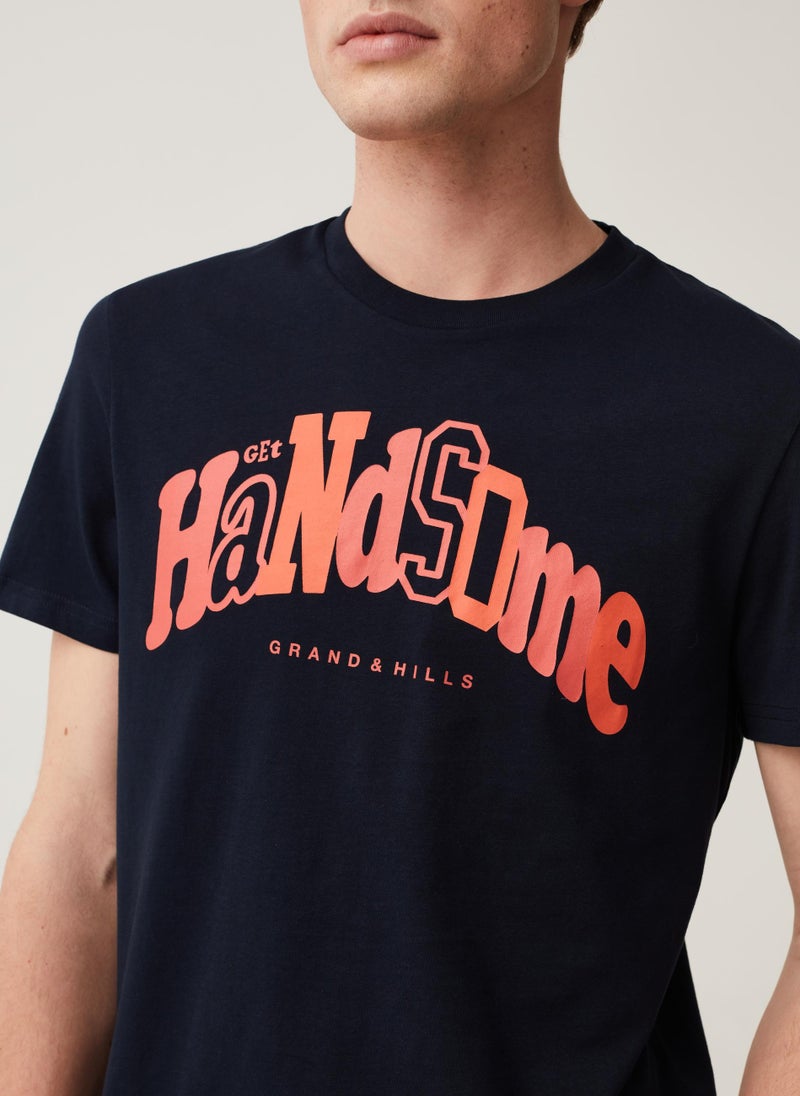 Grand & Hills T-shirt with printed lettering