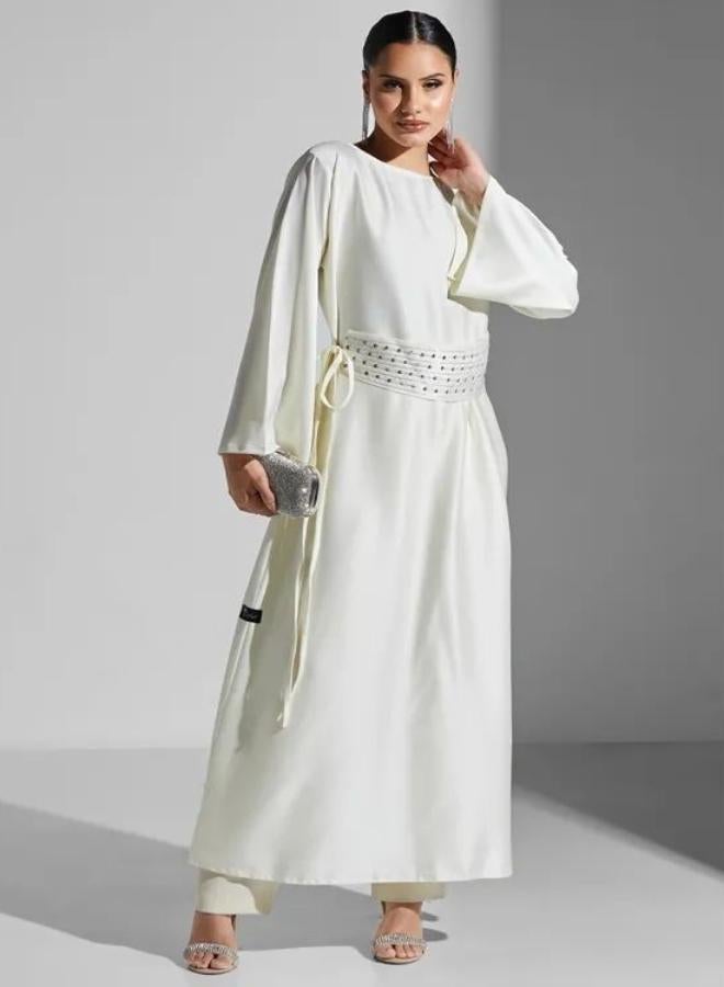 Closed Abaya with Belt