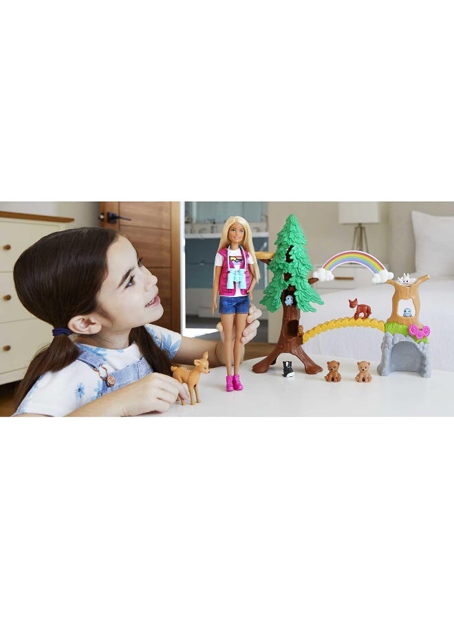 Barbie Wilderness Guide Doll and Playset, Blonde Fashion Doll with 10 Animal Figures, Tree, Rainbow and More