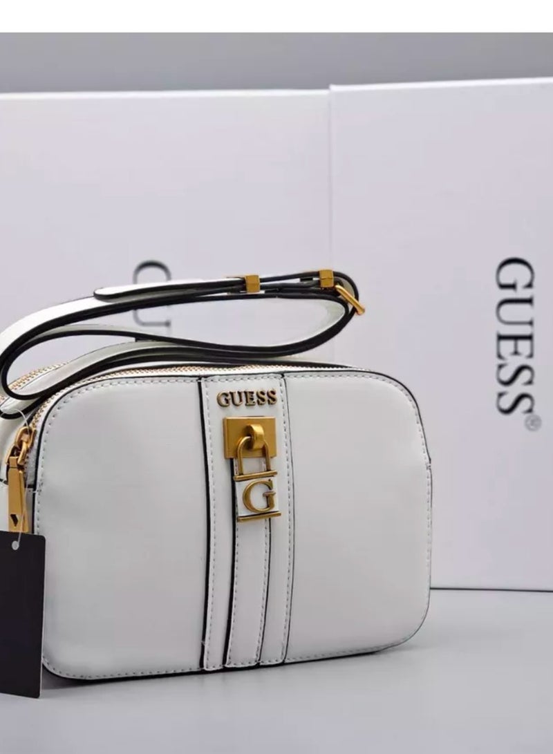 GUESS Womens Elite Shoulder Bag