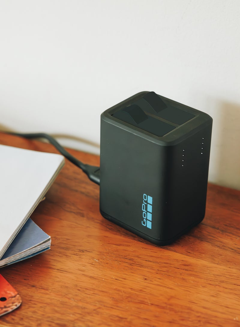 GoPro Dual Battery Charger + 2 Enduro Rechargeable Batteries (HERO13 Black) - Official GoPro Accessory