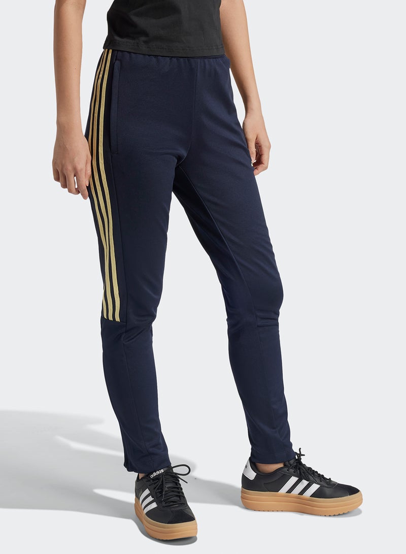 Tiro Trackpants