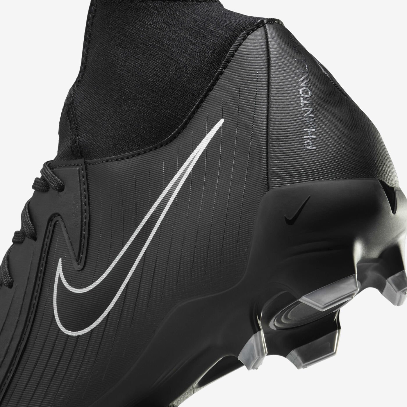 Phantom Luna 2 Academy MG Football Shoes