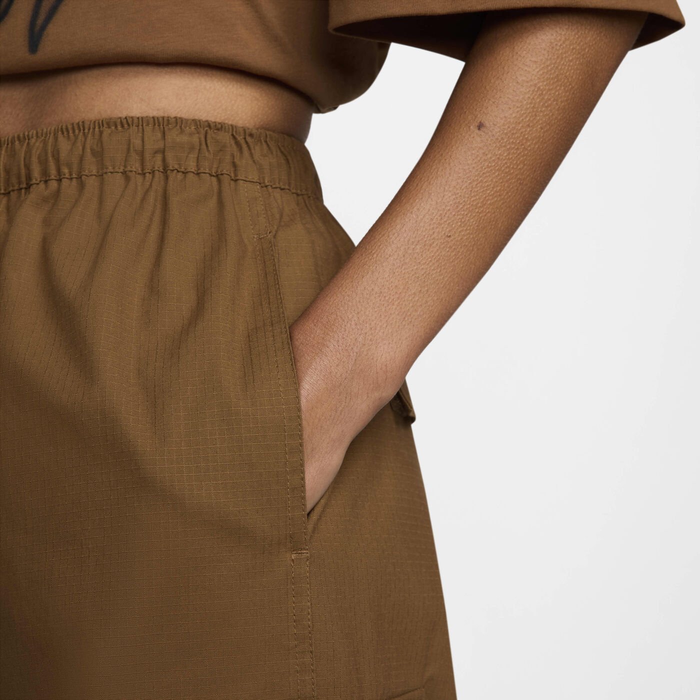 Women's Sportswear Mid-Rise Oversized Cargo Trousers