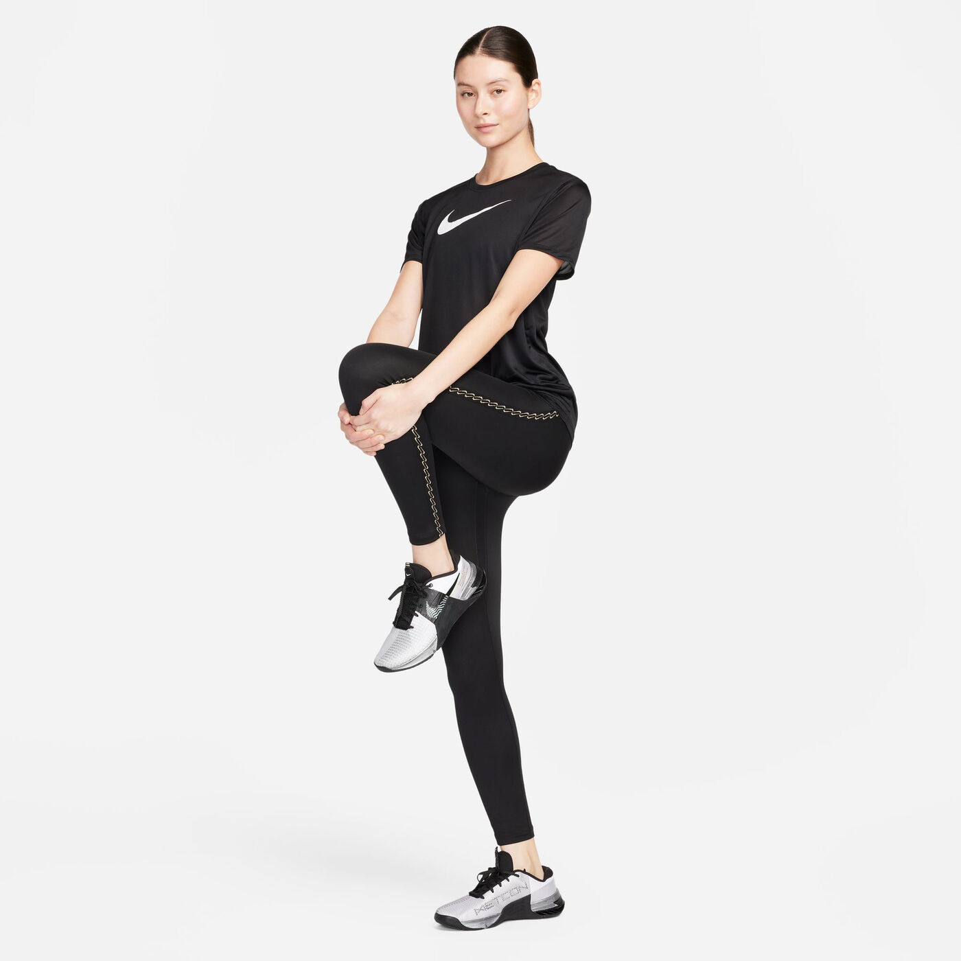 Women's Dri-FIT Graphic Training T-Shirt