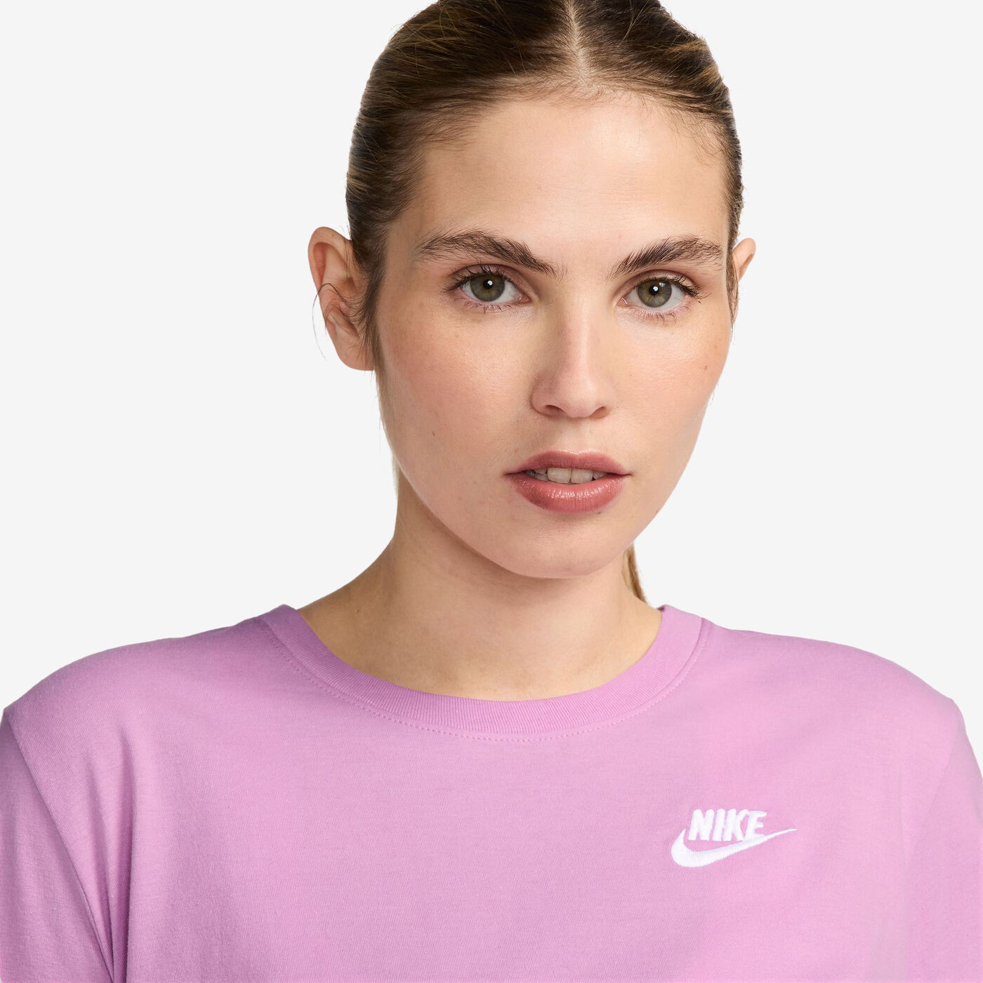 Women's Sportswear Club Essentials T-Shirt