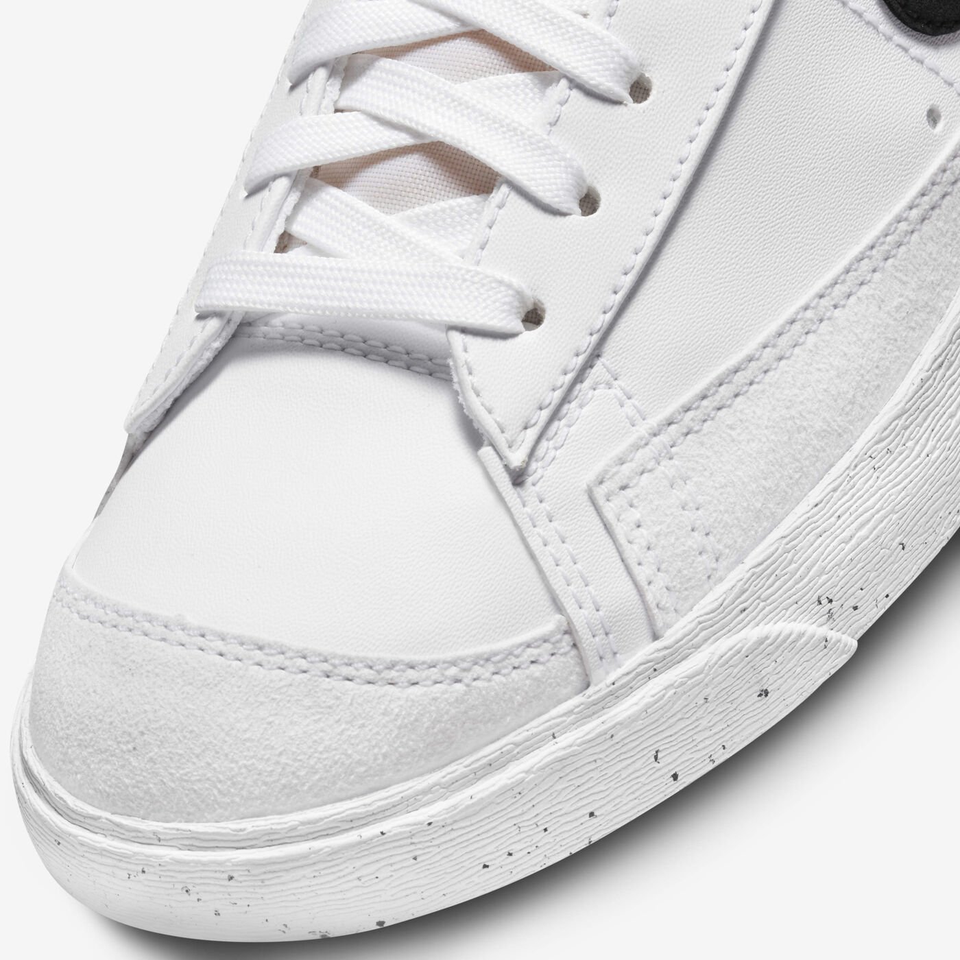 Women's Blazer Mid '77 Shoes