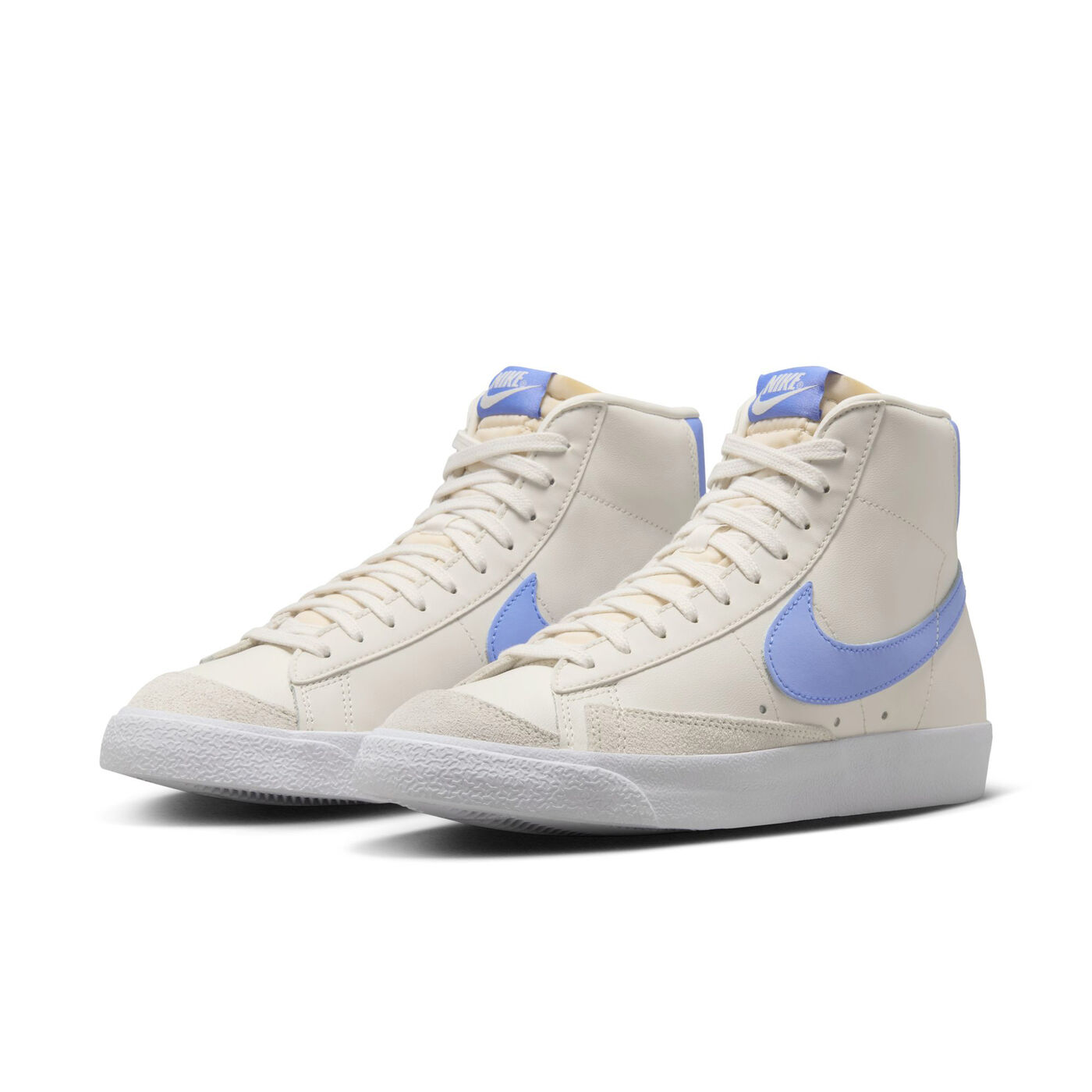 Women's Blazer Mid '77 Shoes