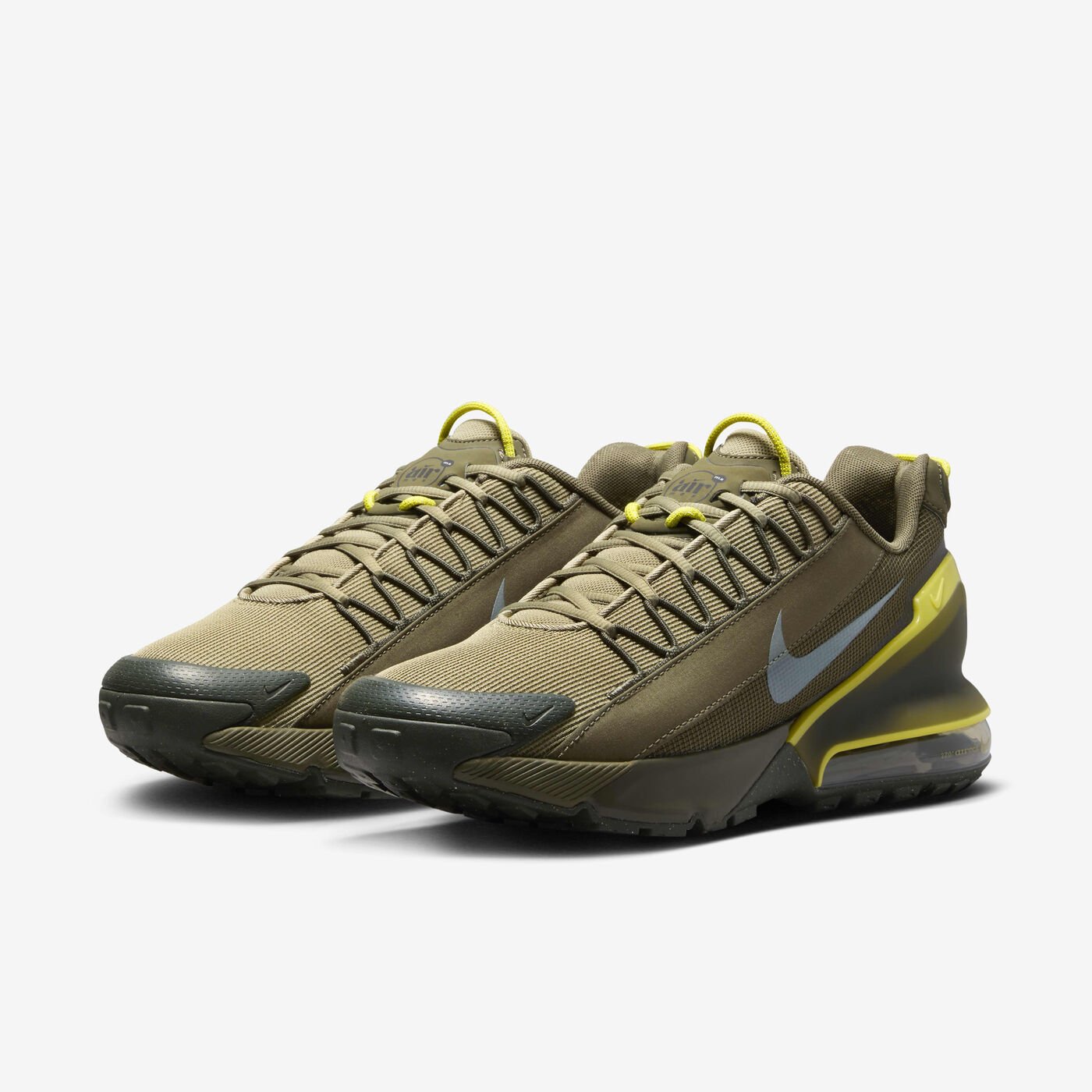 Men's Air Max Pulse Roam Shoes