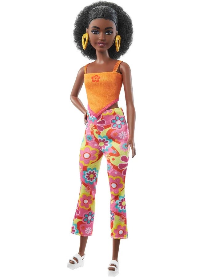 Barbie Doll, Kids Toys, Curly Black Hair and Petite Body Type, Barbie Fashionistas, Y2K-Style Clothes and Accessories