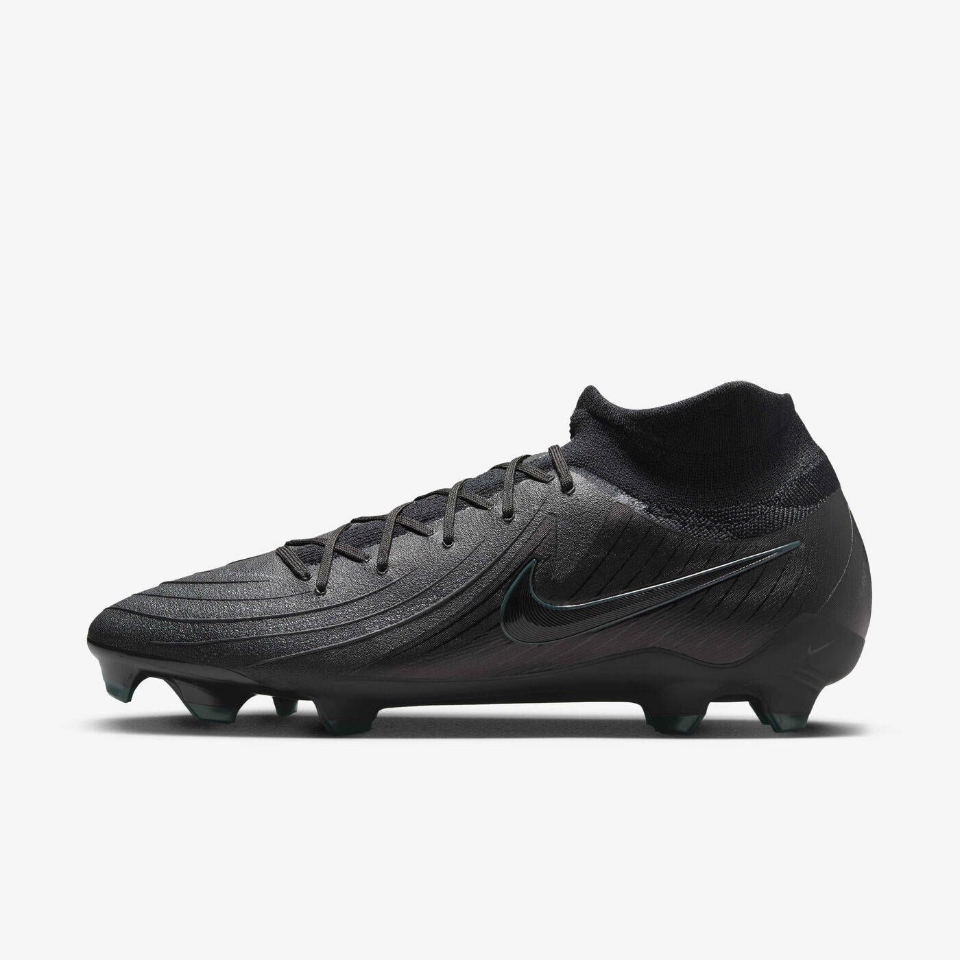 Phantom Luna 2 Pro FG Football Shoes