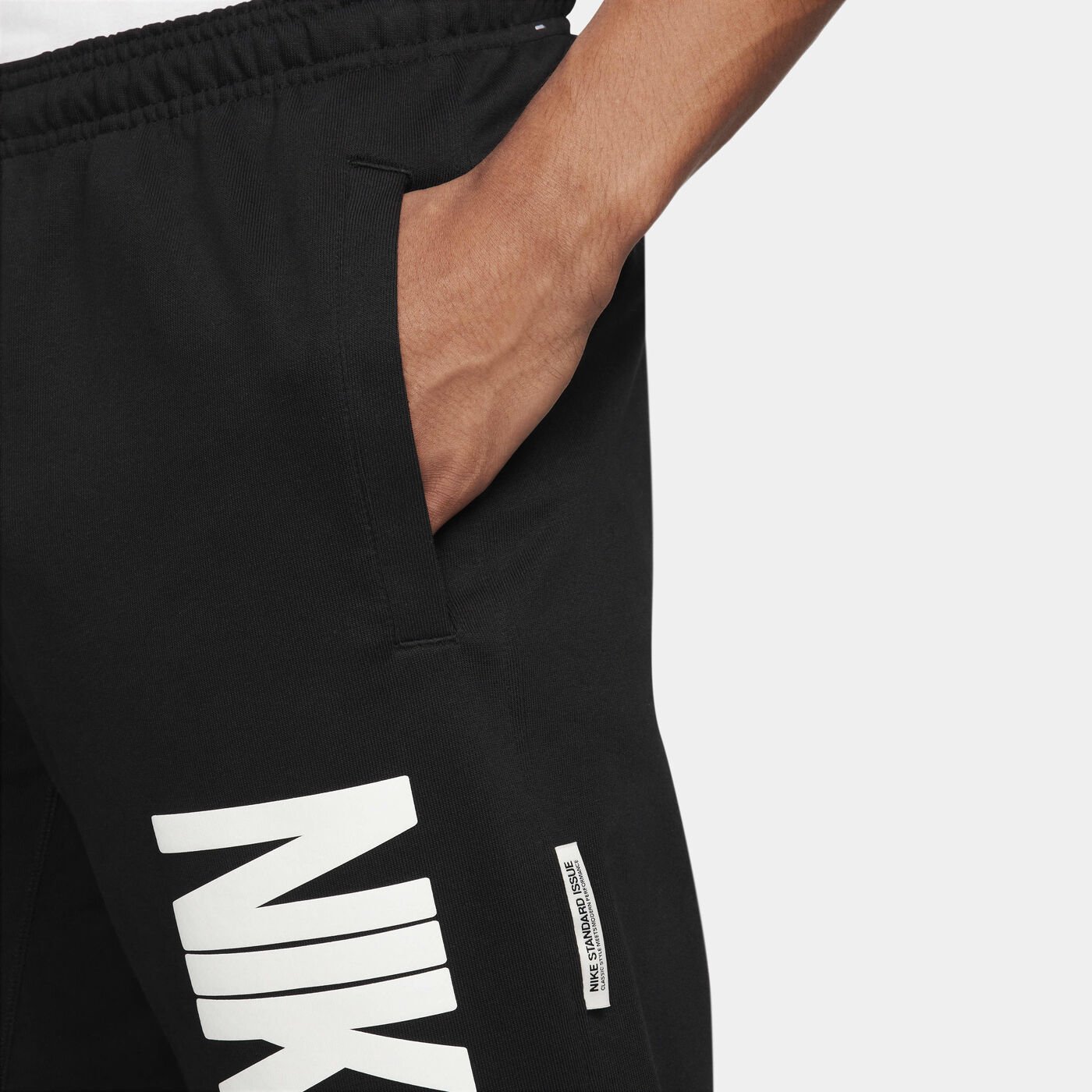 Men's Dri-FIT Standard Issue Basketball Trousers