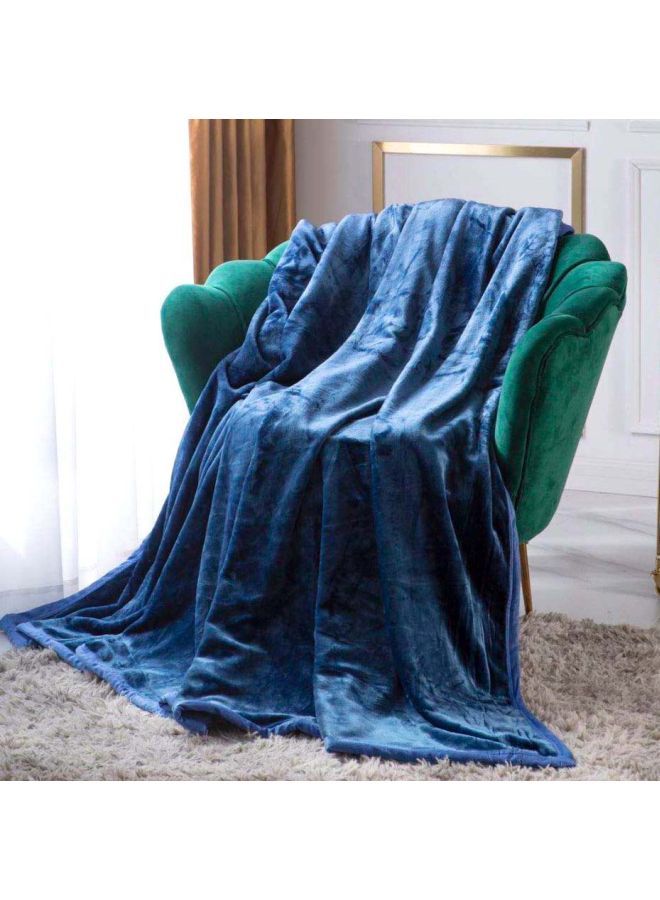 Soft Fabric Blanket Polyester Blue 220x240centimeter