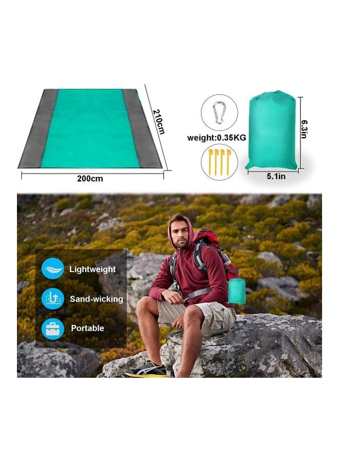 Waterproof Portable Outdoor Picnic Mat with Bag and Accessories