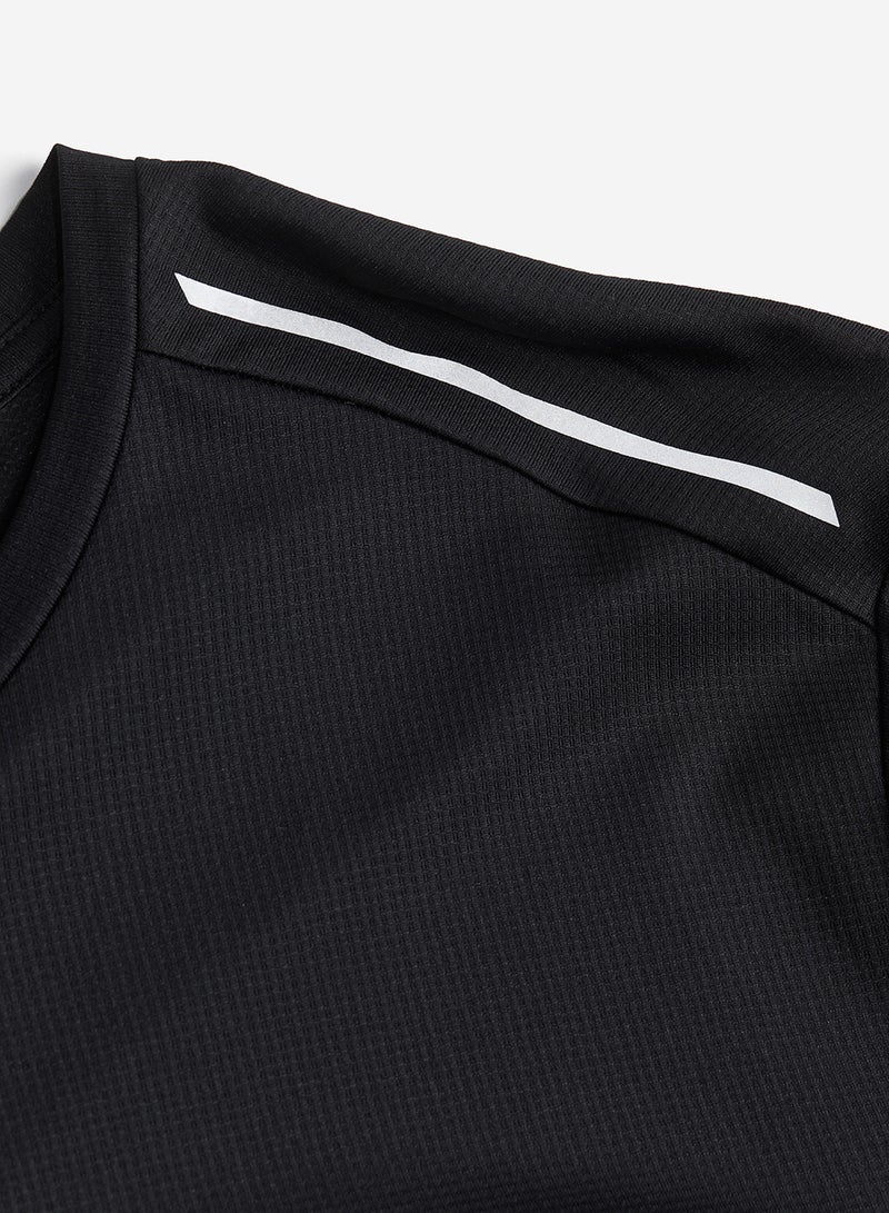 Drymoveâ„¢ Lightweight Running Top