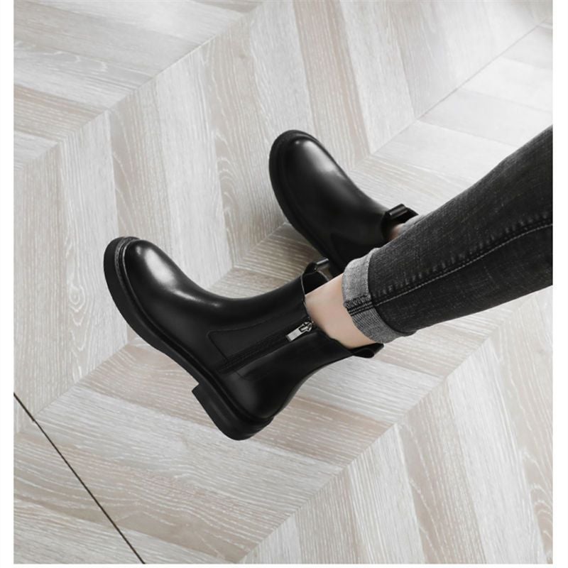 Round Toe Low Heel Chelsea Booties Black fleece-lined
