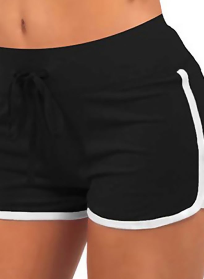 Mid Rise Shorts Black/White