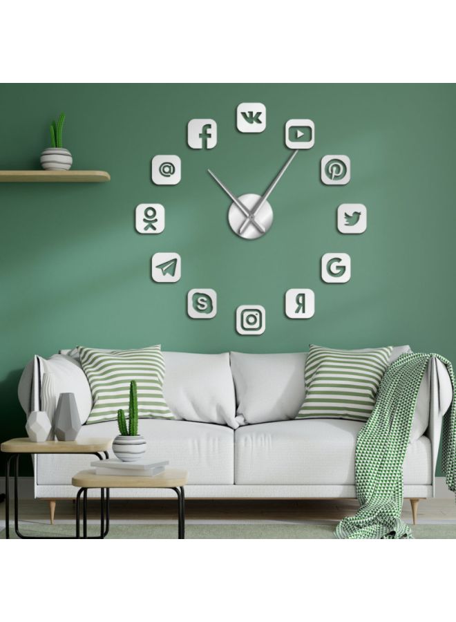 DIY Social Media Icons Patterned Wall Clock Silver 15x10x4.5cm