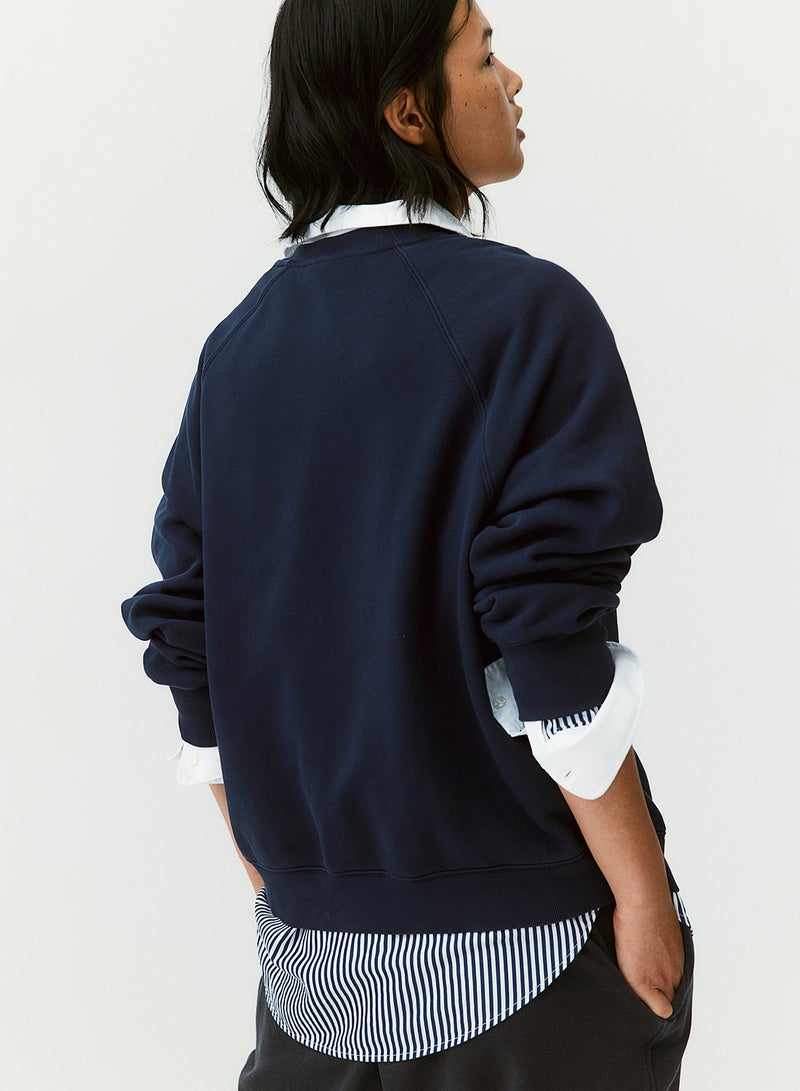 Raglan-Sleeved Sweatshirt