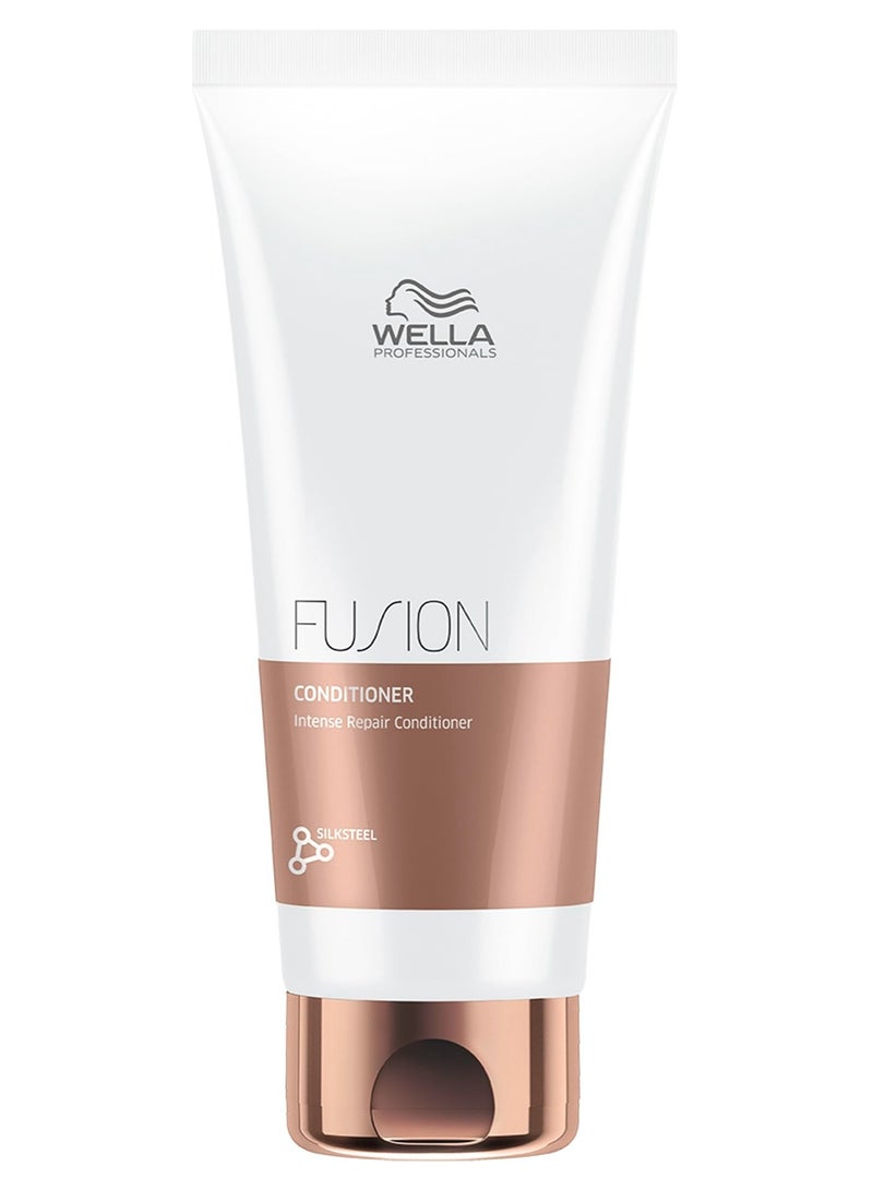 Wella Professionals Fusion Intense Repair Hair Conditioner | 200 ml | Hair Treatment for Damaged Hair | With Silk Amino Acids | For Stronger, Resiliant Hair