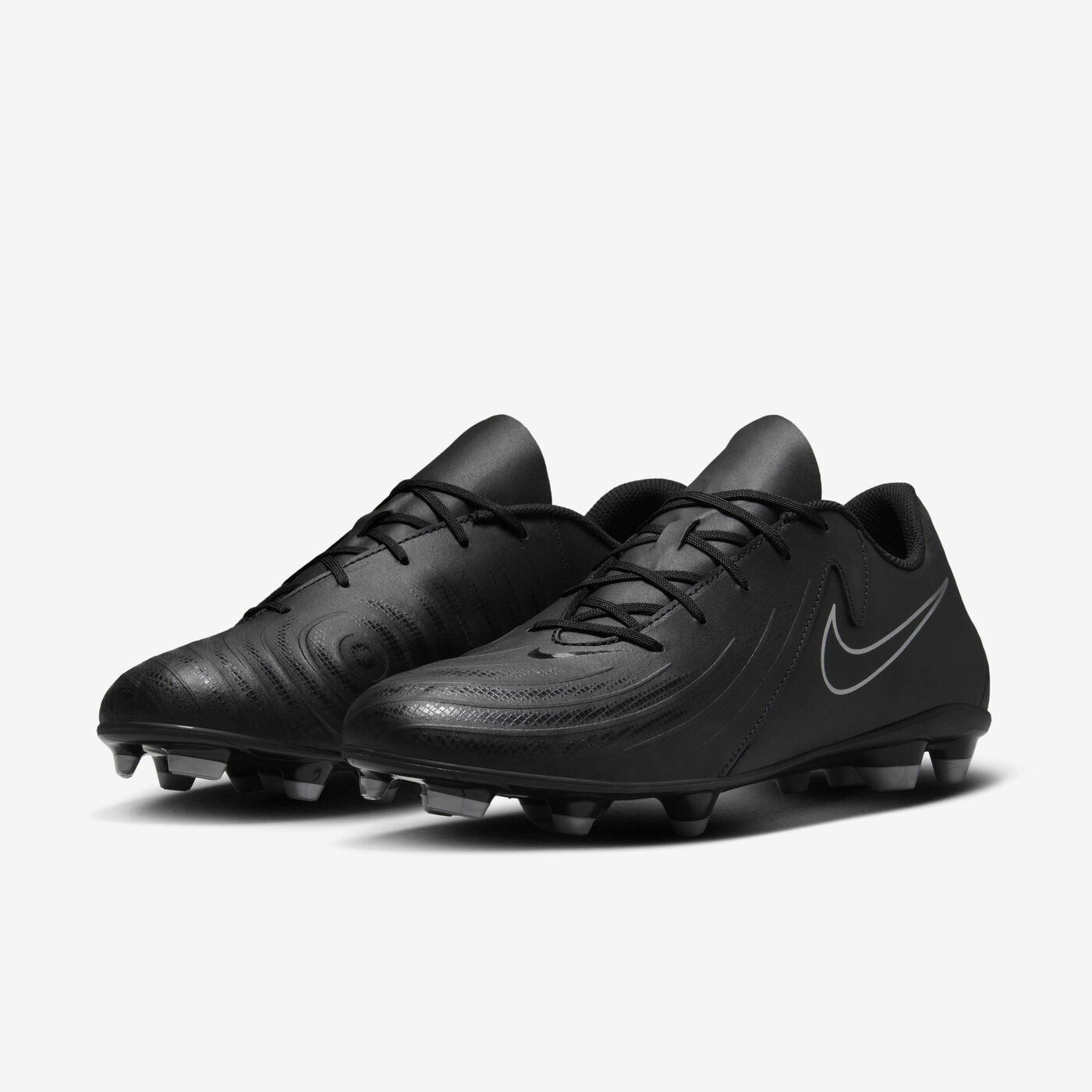 Phantom GX 2 Club MG Football Shoes