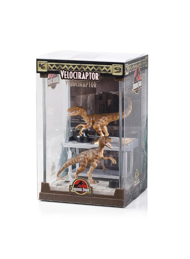 The Noble Collection Jurassic Park Dinosaur Velociraptor